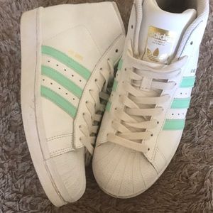 Pro model adidas “white n mint”